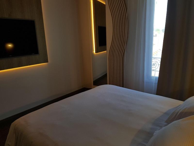 Hotel De Grignan Vichy
